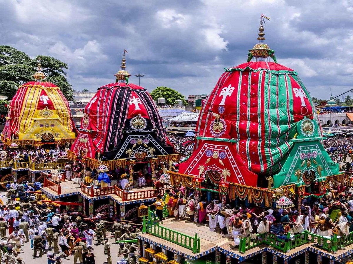 Why do Hindus celebrate Jagannath Rath Yatra: हिन्दू लोग जगन्नाथ रथ यात्रा क्यों मनाते हैं? - Photo Gallery