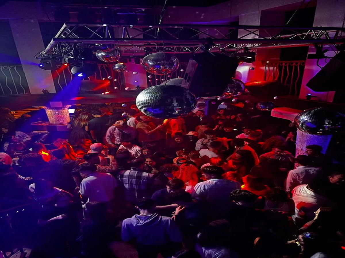 7 Night Bars And Clubs In Delhi:  दिल्ली की रातें बनाएं खूबसूरत इन 7 नाइट क्लब के साथ - Photo Gallery