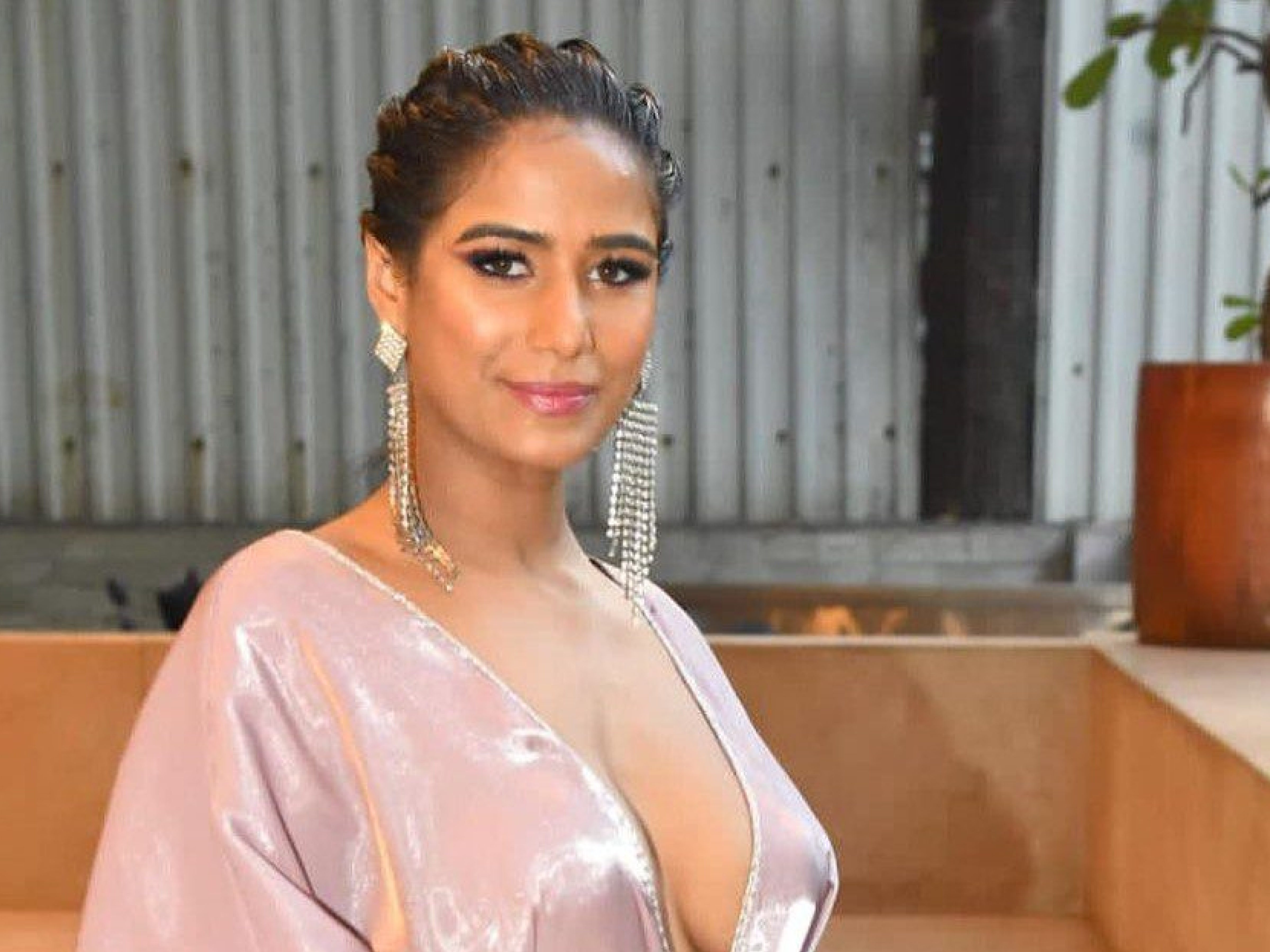 पूनम पांडे की बोल्ड और हॉट तस्वीरें: हर अंदाज़ में दिखा उनका सेक्सी अवतार, देखें ग्लैमरस लुक्स - Photo Gallery