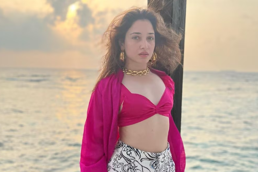 यहाँ 2025 के टॉप बॉलीवुड आइटम सॉन्ग की लिस्ट है – नोरा फतेही से लेकर शहनाज़ गिल तक सभी हॉट डांस परफॉर्मेंस शामिल - Photo Gallery