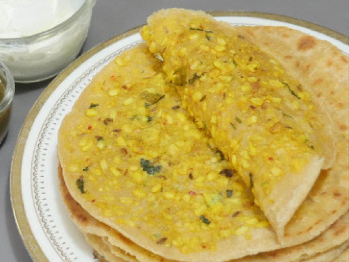 दाल बच गई ? उसे फ़ैके न्ही, उससे बनाये ये आसान और healthy snacks। - Photo Gallery