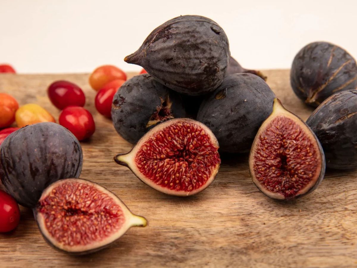 शरीर को फौलादी बना देगा ये इकलौता ड्राई फ्रूट, स्किन भी हो जाएगी एकदम ग्लोइंग - Photo Gallery