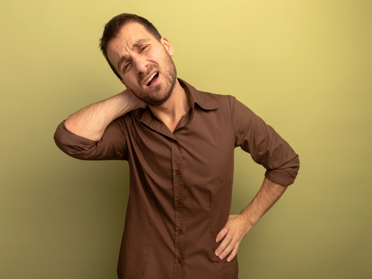 Throat Pain Problem: बिना सर्दी-जुकाम के गले में दर्द? ये हो सकते हैं इसके पीछे के छिपे कारण - Photo Gallery