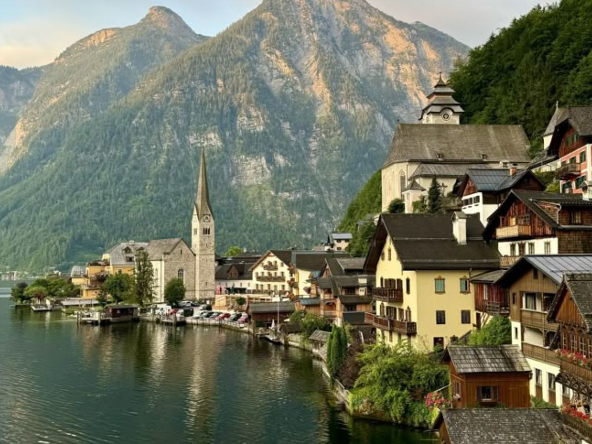 Timeless Village Beauty:  जानें दुनिया के सबसे खूबसूरत और शांत गांव,अपनी लिस्ट मे शामिल करें ये सारी जगह - Photo Gallery