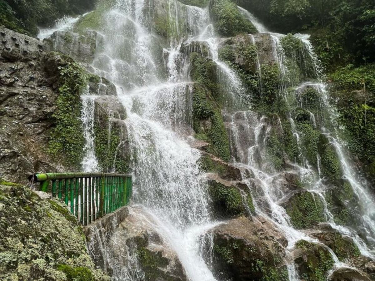 2025 में घूमने के लिए दिल्ली के पास के 5 बेहतरीन झरने: शहर की गर्मी से बचें - Photo Gallery