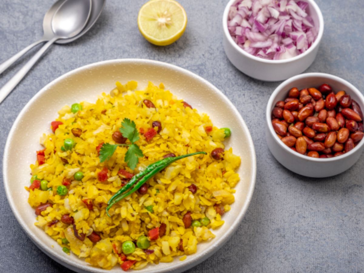 पोहा या उपमा: वज़न कम करने के लिए कौन है ज़्यादा फायदेमंद? - Photo Gallery