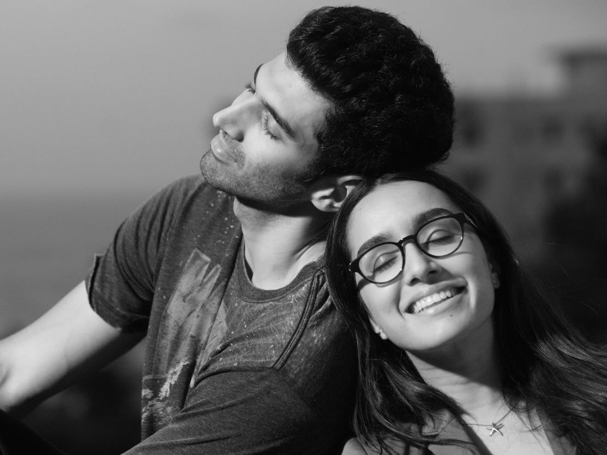 Shraddha kapoor की Ok jaanu से लेके Stree 2 इन फ़िल्मों ने किया हर फैन के दिल पर राज। - Photo Gallery