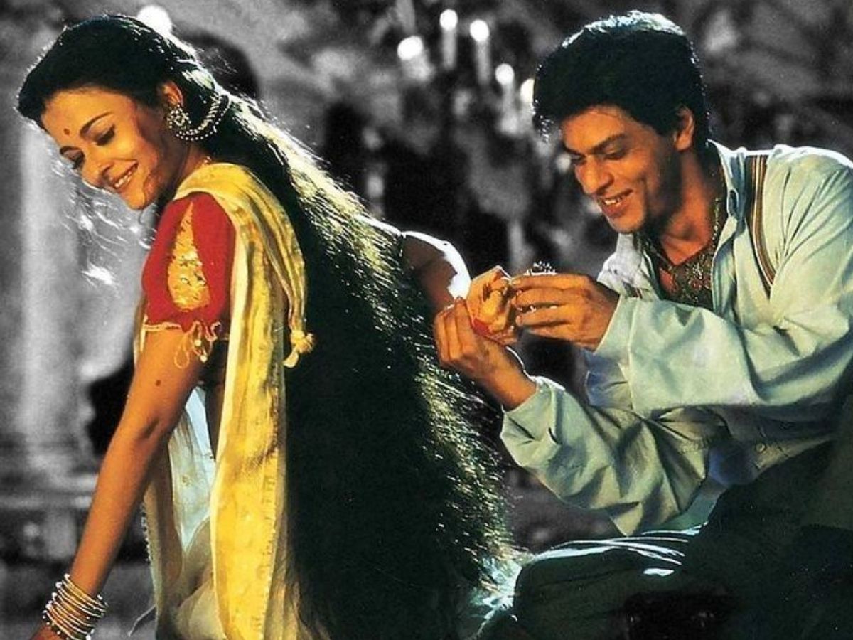 दिल को छू जाने वाले है ये कुछ, रोमांटिक बॉलीवुड फिल्में, जो आपको इमोशनल होने पर कर देंगी मजबूर । - Photo Gallery