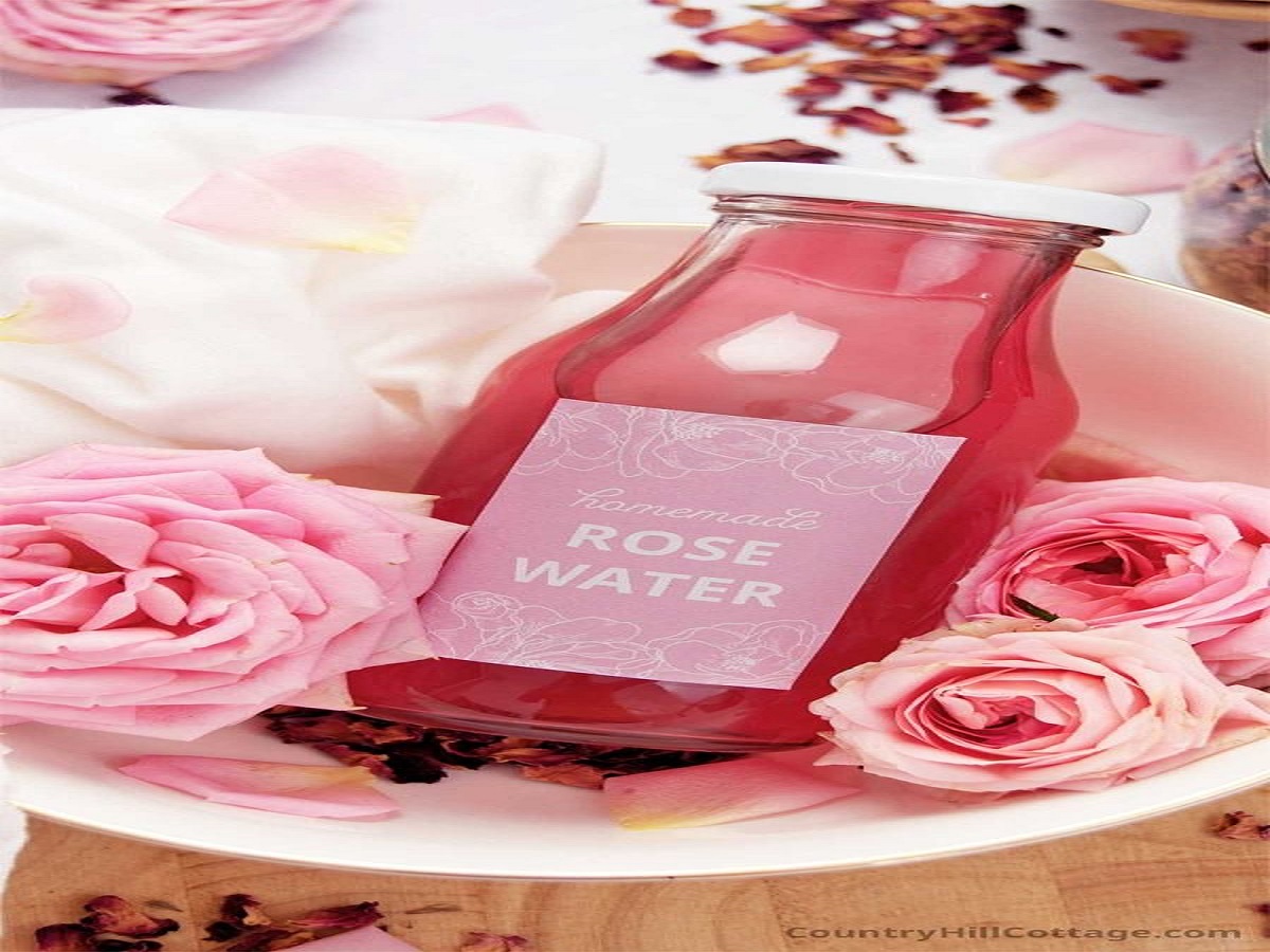 Benefits Of Rose Water: गुलाब जल के अद्भुत फायदे, आइये जानते हैं इनके बारे में - Photo Gallery