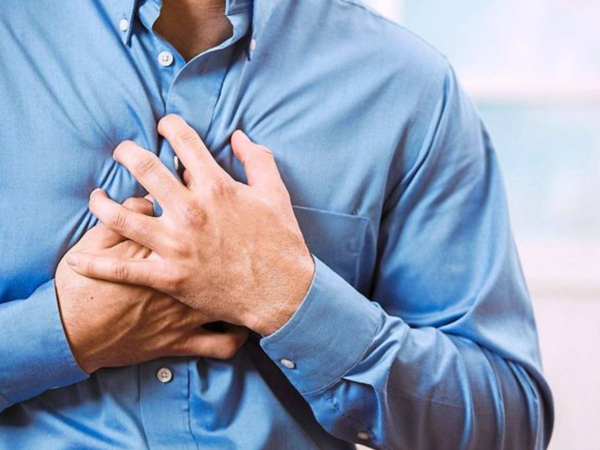 Vitamin D Deficiency Effects: अगर आपको भी है विटामिन D की कमी, तो सकती है ऑस्टियोपोरोसिस जैसी खतरनाक बीमारियां - Photo Gallery