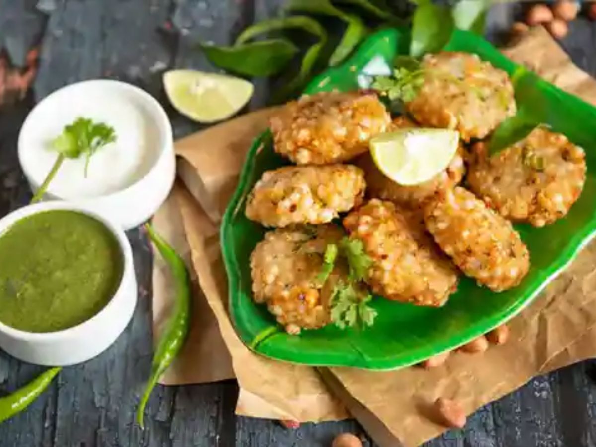 साबूदाना पानी वाला: व्रत का खाना बना स्ट्रीट फूड स्टाइल! - Photo Gallery