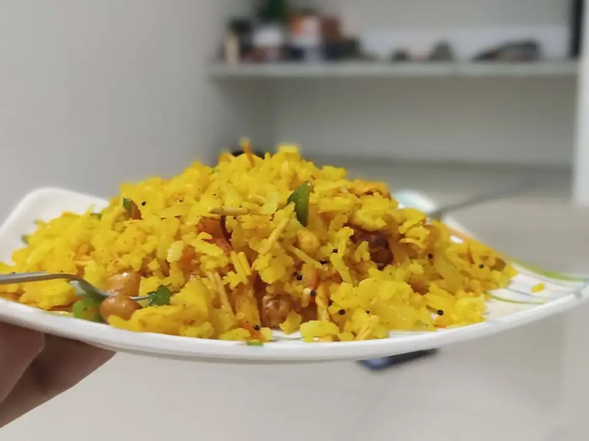 पोहा या उपमा: वज़न कम करने के लिए कौन है ज़्यादा फायदेमंद? - Photo Gallery