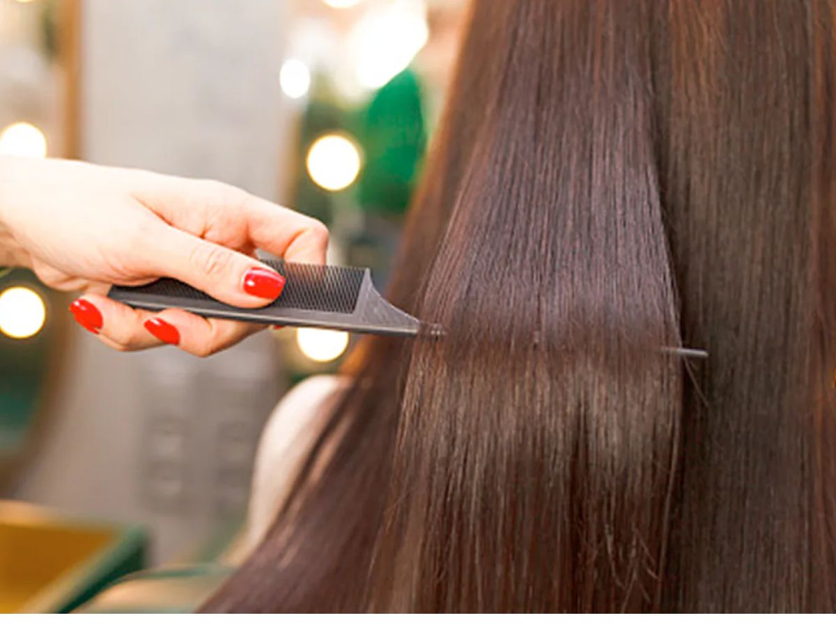 क्या कैस्टर ऑयल से बढ़ती है बालों की लंबाई? जानें 7 बड़े फायदे - Photo Gallery