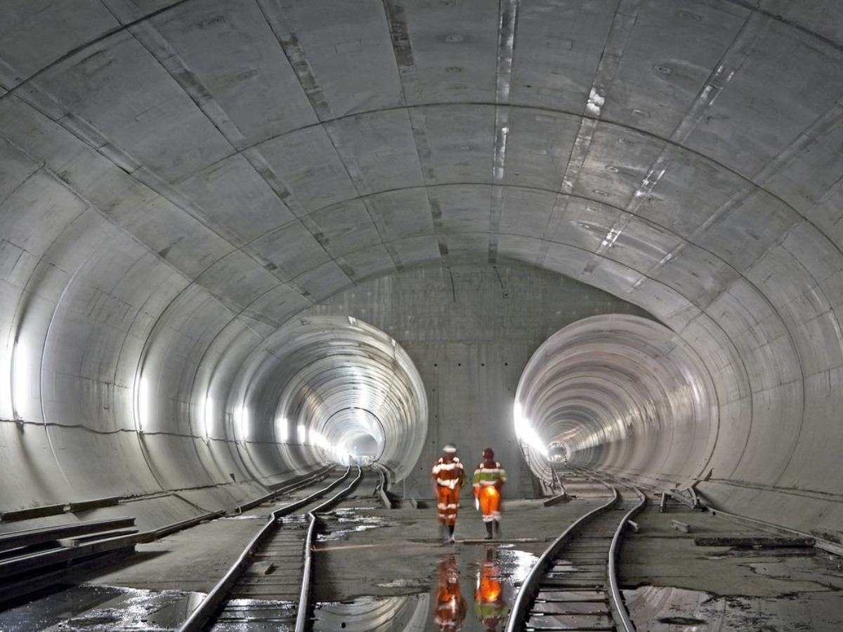 क्या आपने कभी चमत्कार देखा है? ये अंडरग्राउंड सड़कें उसका एक बेहतरीन उदाहरण हैं - Photo Gallery