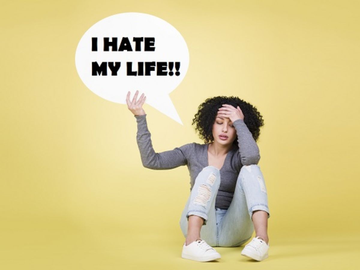 बच्चा हो गया है बड़ा ? तो उसे अपने से दूर ना सुलाए, बल्कि अपने पास सुलाने से मिलेंगे कुछ फायदा। जानिये कौनसे है वो फायदे। - Photo Gallery