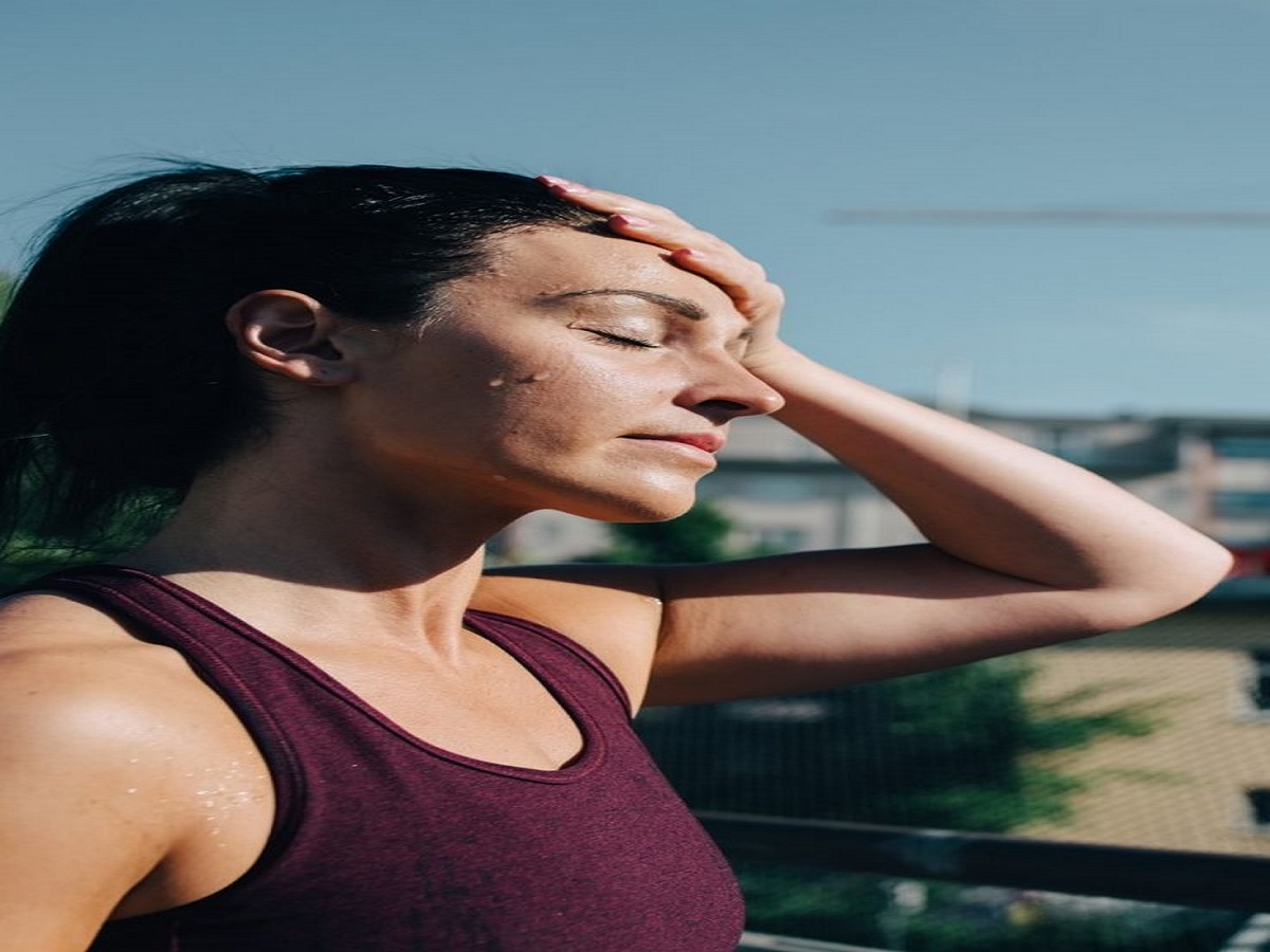 10 Disadvantage Of Tattoo: अगर आप भी हैं टैटूज के शोकीन तो हो जाइए सावधान, हो सकते हैं यें नुकसान - Photo Gallery