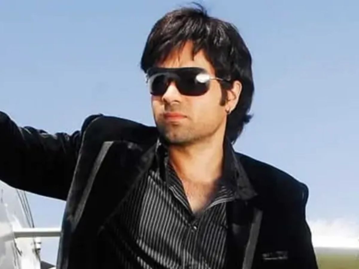 Serial kisser Emran Hashmi: अगर आपको चाहिए पुराना इश्क़ वाला फील, तो इमरान हाशमी की ये फिल्में न करें  मिस - Photo Gallery