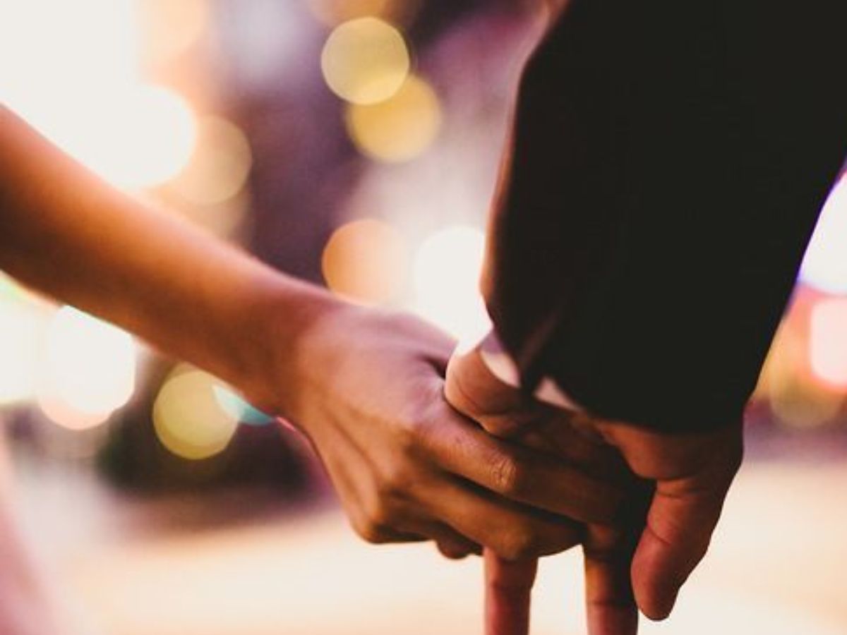 सद्गुरु: प्रेम और जीवन पर प्रेरक उद्धरण - Photo Gallery