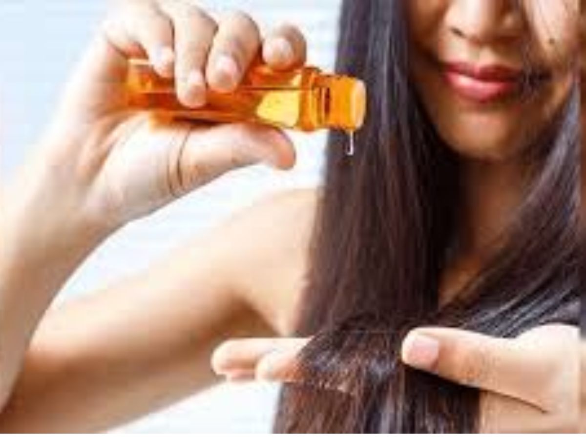 क्या कैस्टर ऑयल से बढ़ती है बालों की लंबाई? जानें 7 बड़े फायदे - Photo Gallery
