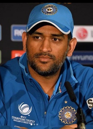 Most Sixes in ODI: वनडे में सबसे ज्यादा सिक्स हिट करने वाले दुनिया के 10 खतरनाक बल्लेबाज! लिस्ट में 4 भारतीय शामिल - Photo Gallery