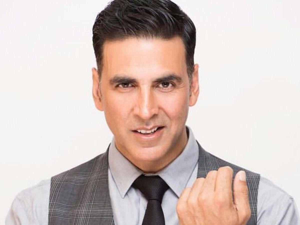 Stars With Degrees: अमिताभ बच्चन से लेकर सोहा अली खान समेत कई सितारों ने अपनी पढ़ाई और एक्टिंग से किया सभी को हैरान - Photo Gallery