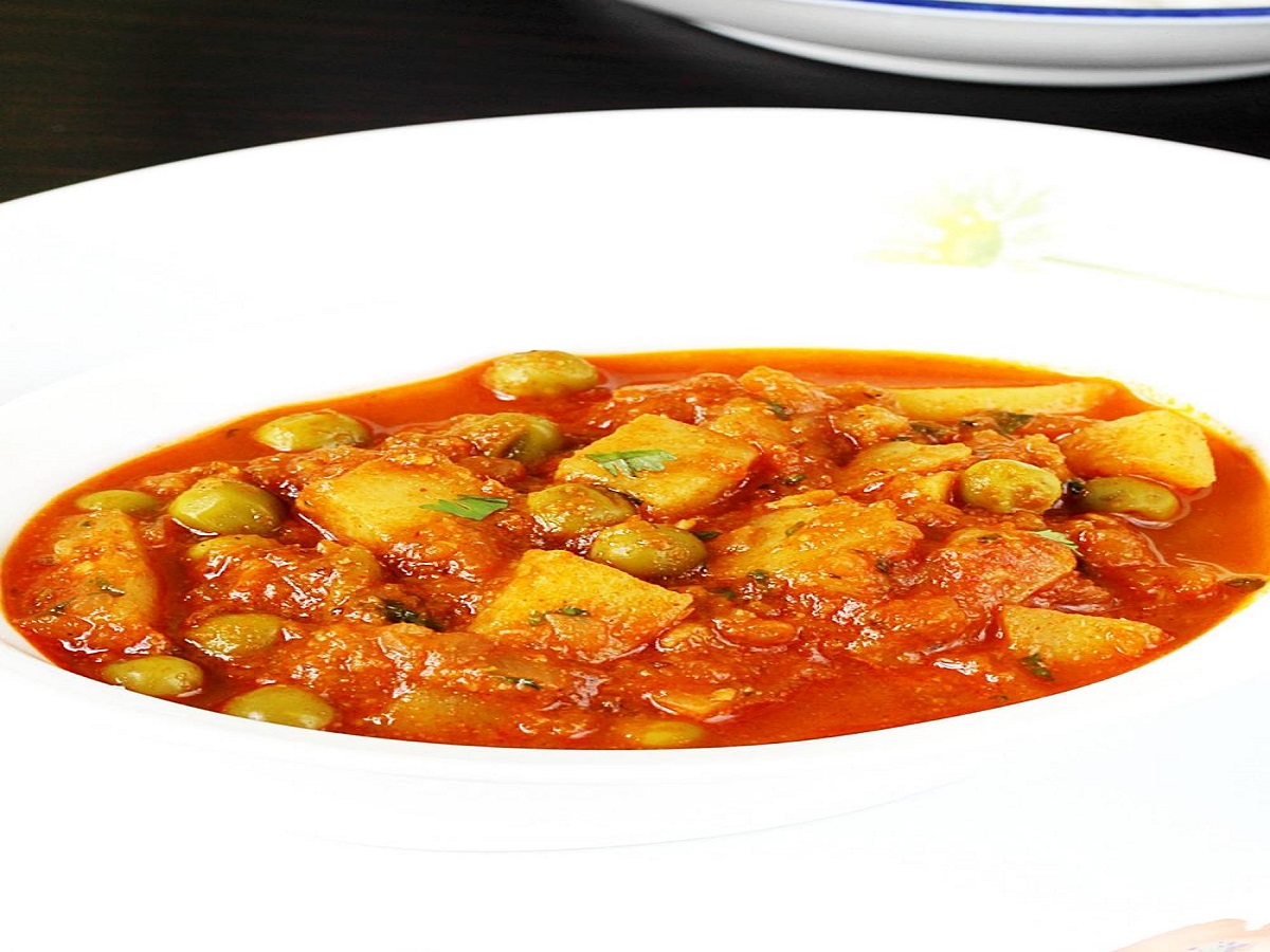 South Indian Curries: दक्षिण भारत की 15 करीज जो आपकी थाली में लाएंगी असली दक्षिणी स्वाद - Photo Gallery