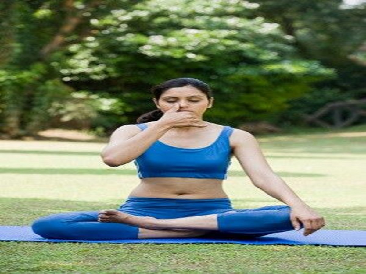 अपनाएं योग के ये 7 आसान स्टेप्स -जिंदगी भर रहें फिट और बीमारियों से दूर - Photo Gallery