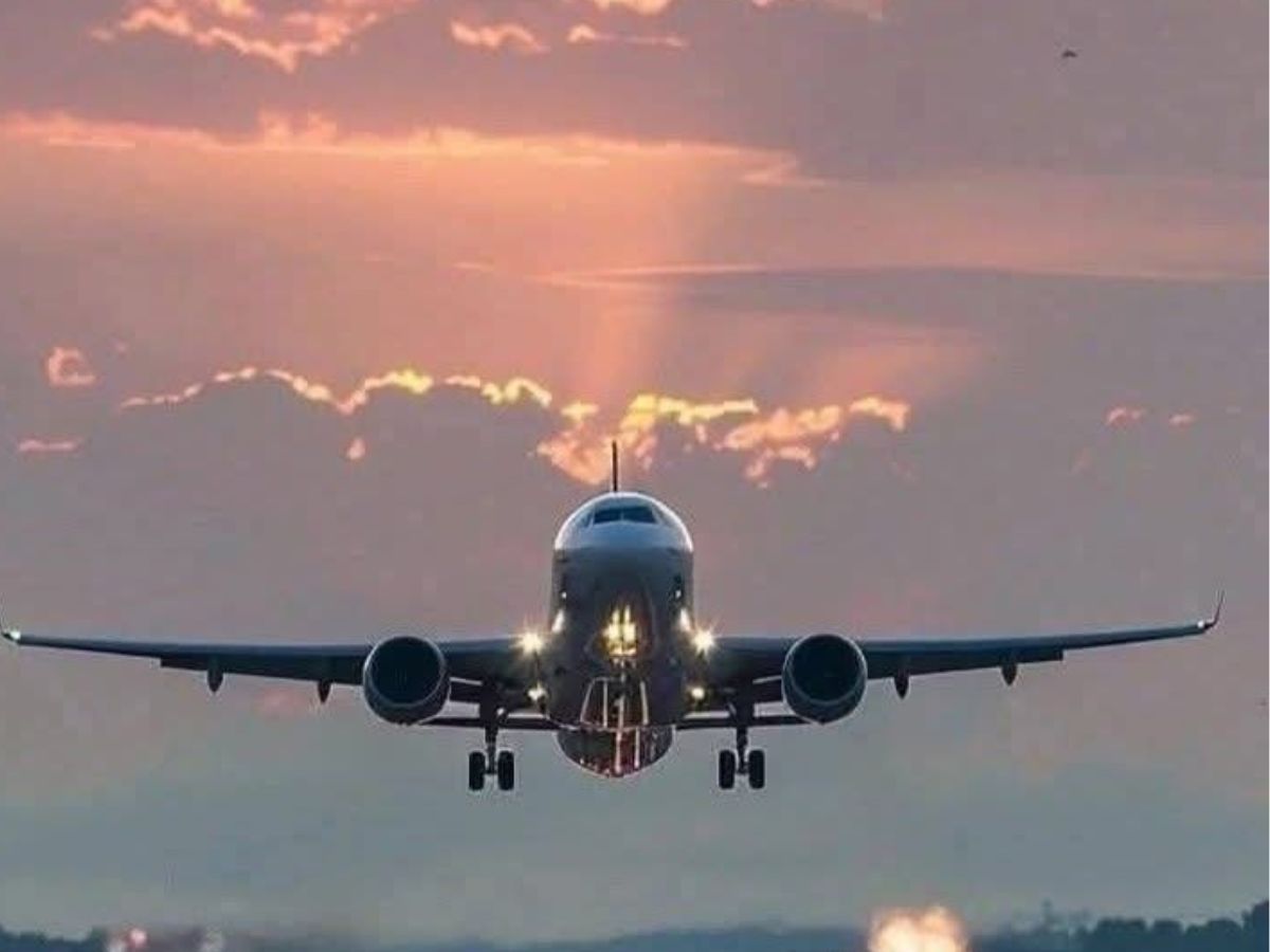 आप भी जानें दुनिया के सबसे बड़े प्लेन क्रैश, जिसने किया सबको हैरान - Photo Gallery