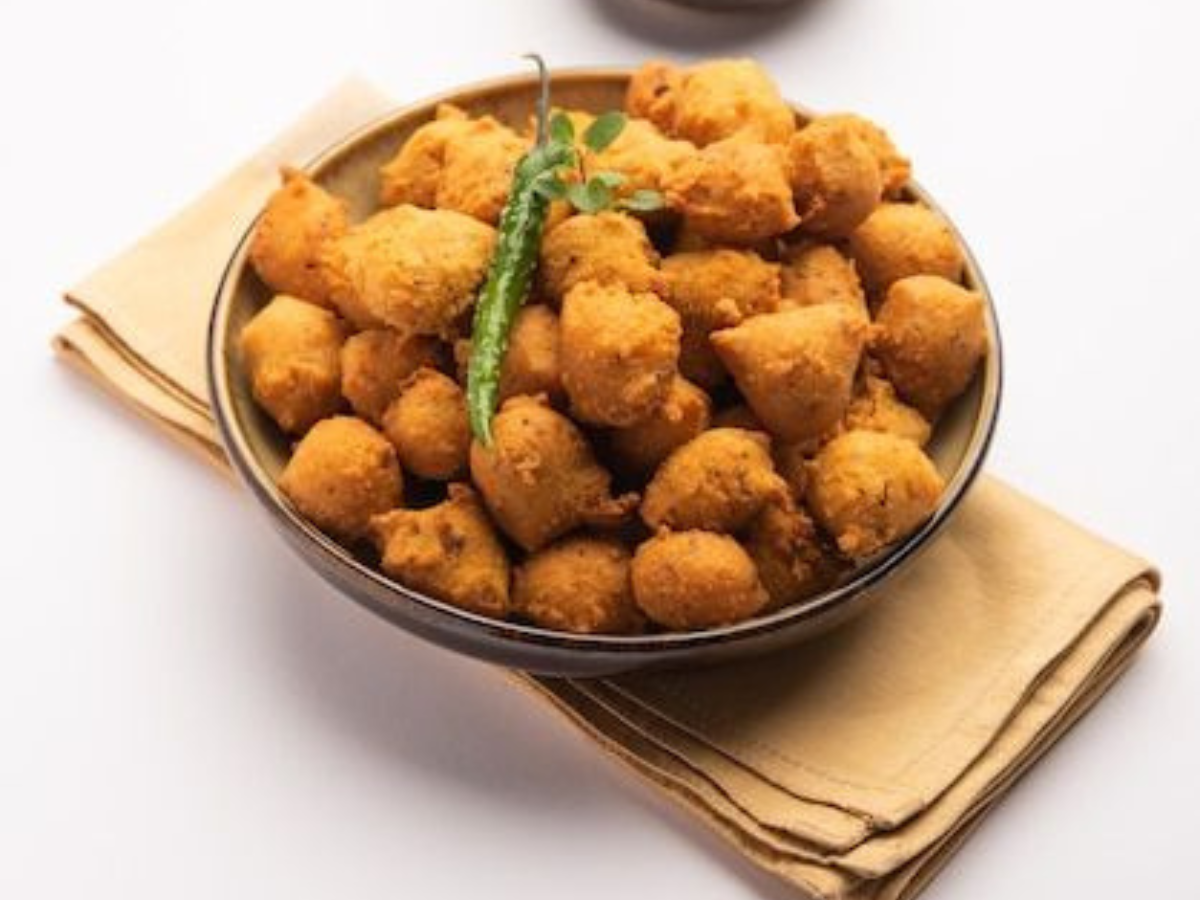 Vrat snacks ideas: अगर आप आप भी रख रहे है व्रत, तो ट्राए करे ये कुछ खास स्नैक्स - Photo Gallery