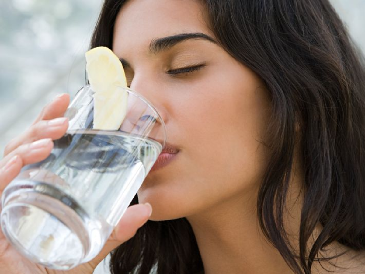 रोजाना आपके लिए गर्म पानी और अपने सेहत को बनाएं स्वस्थ - Photo Gallery