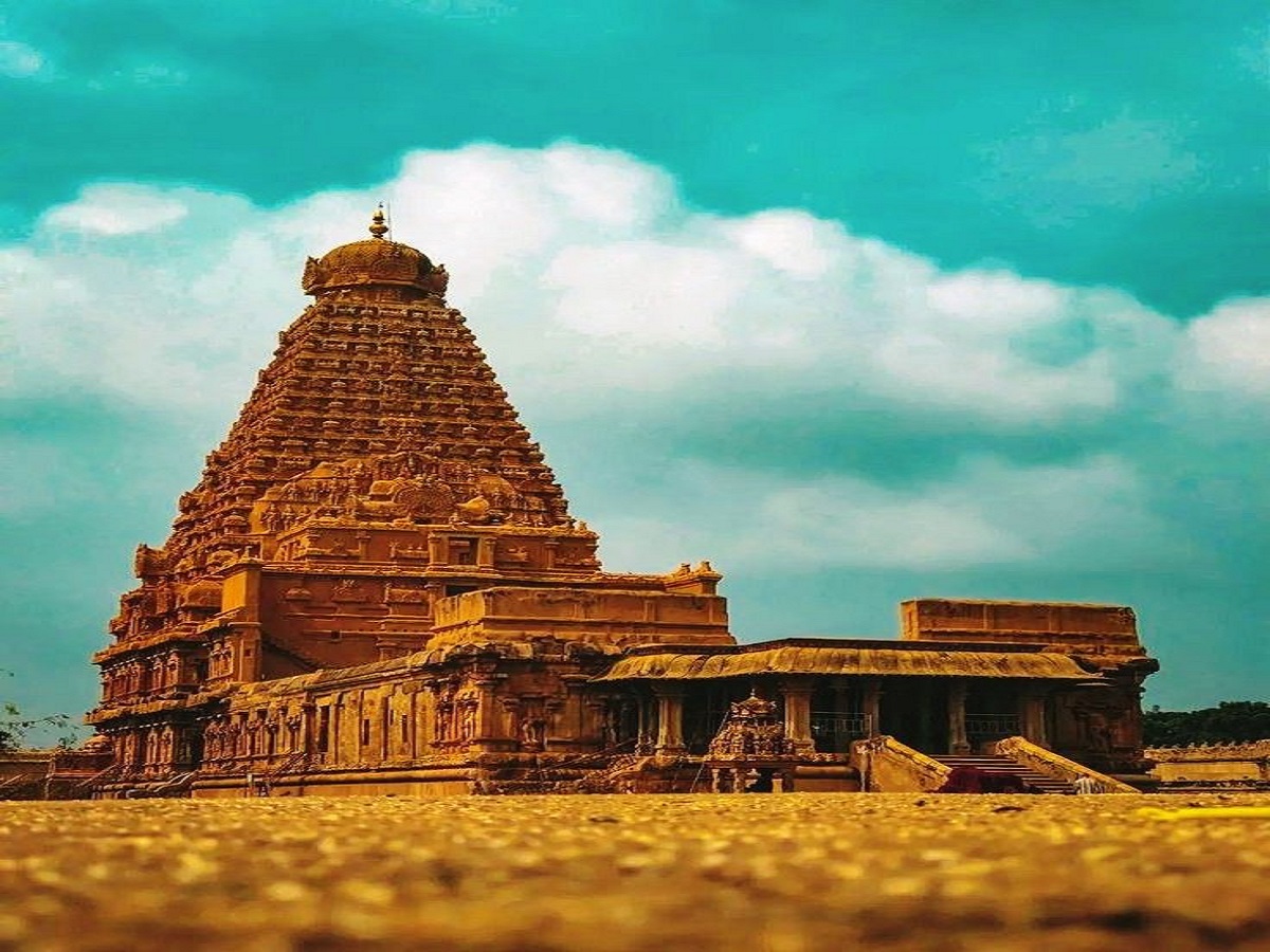 Best Temples To Visit In South India: दक्षिण भारत के वो भव्य मंदिर, जहां हर भक्त को एक बार जरूर जाना चाहिए - Photo Gallery