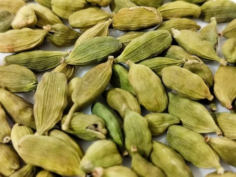 Superfoods for Men: कच्ची भिंडी से लेकर इलायची तक, 40 की उम्र में भी मर्दाना ताकत बरकरार रखेंगे ये 9 सुपरफूड!