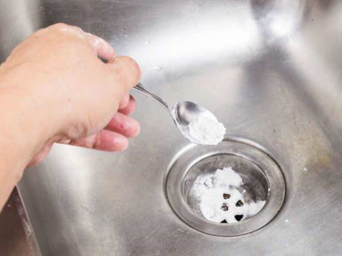 Monsoon Tips: मानसून में रखें अपने घर की साफ सफाई का रखें खास ध्यान नहीं तो पहुंच सकता है आपको नुकसान - Photo Gallery