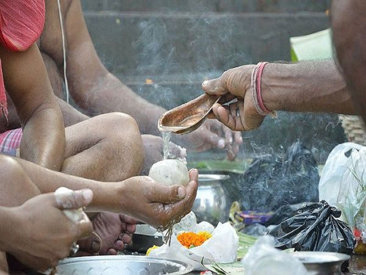 Pitru Paksha: अगर चाहते हैं पितरों की शांति और कुल की समृद्धि, तो इन 5 खास जगहों पर करें श्राद्ध - Photo Gallery