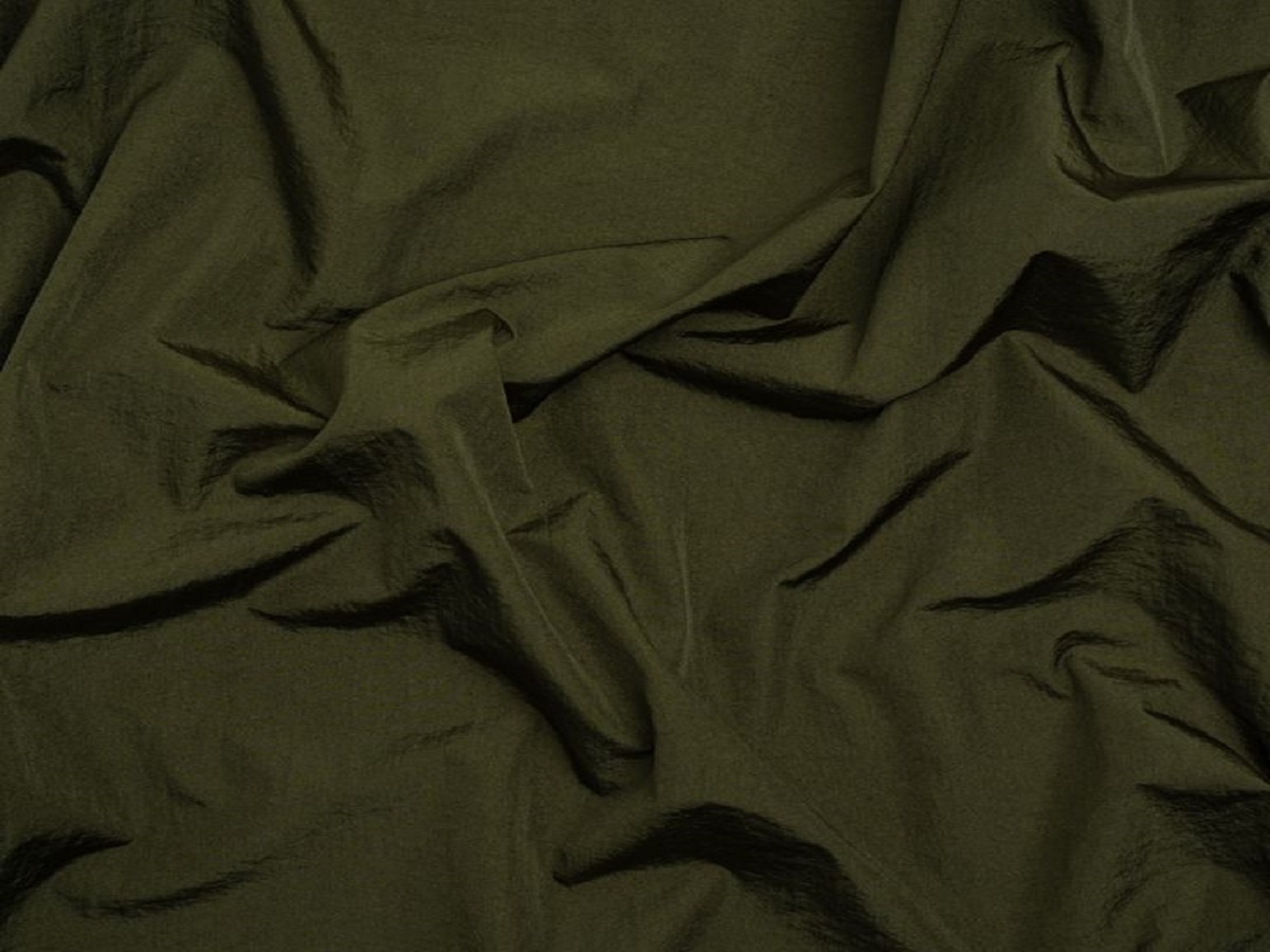 Rainy Day Outfit Ideas: बरसात के दिन के लिए आउटफिट आइडियाज, जानिए उनके नाम - Photo Gallery