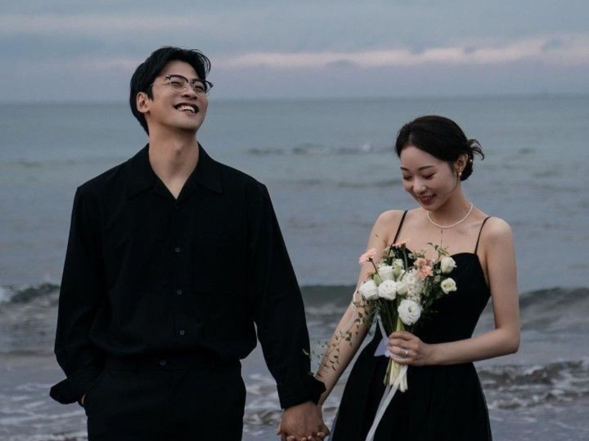 खुद से बड़ी उम्र के लड़को को डेट करना हो सकता हैं आपके लिए भी फायदेमंद - Photo Gallery