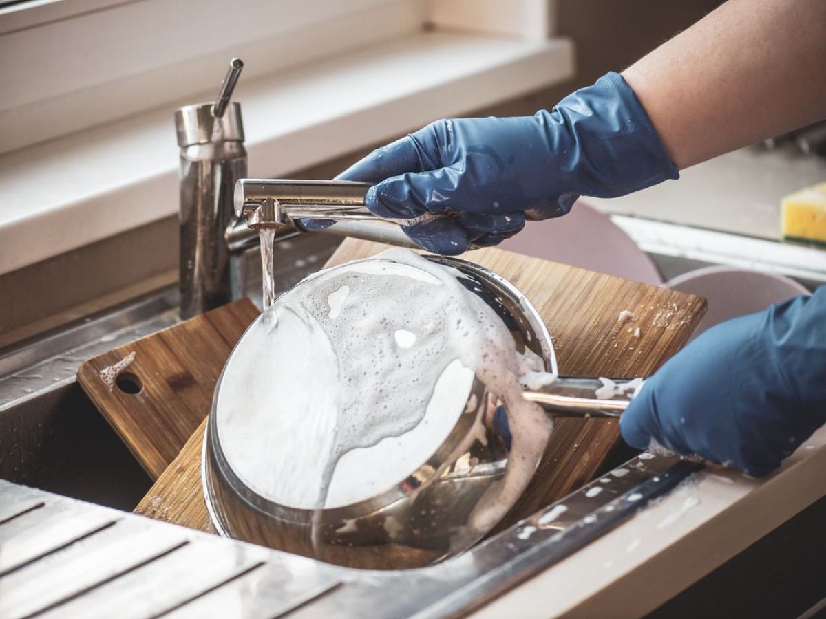 क्या बच्चे की डिलीवरी के बाद आप भी घटाना चाहते है अपना वजन, तो इन टिप्स को करे फॉलो - Photo Gallery