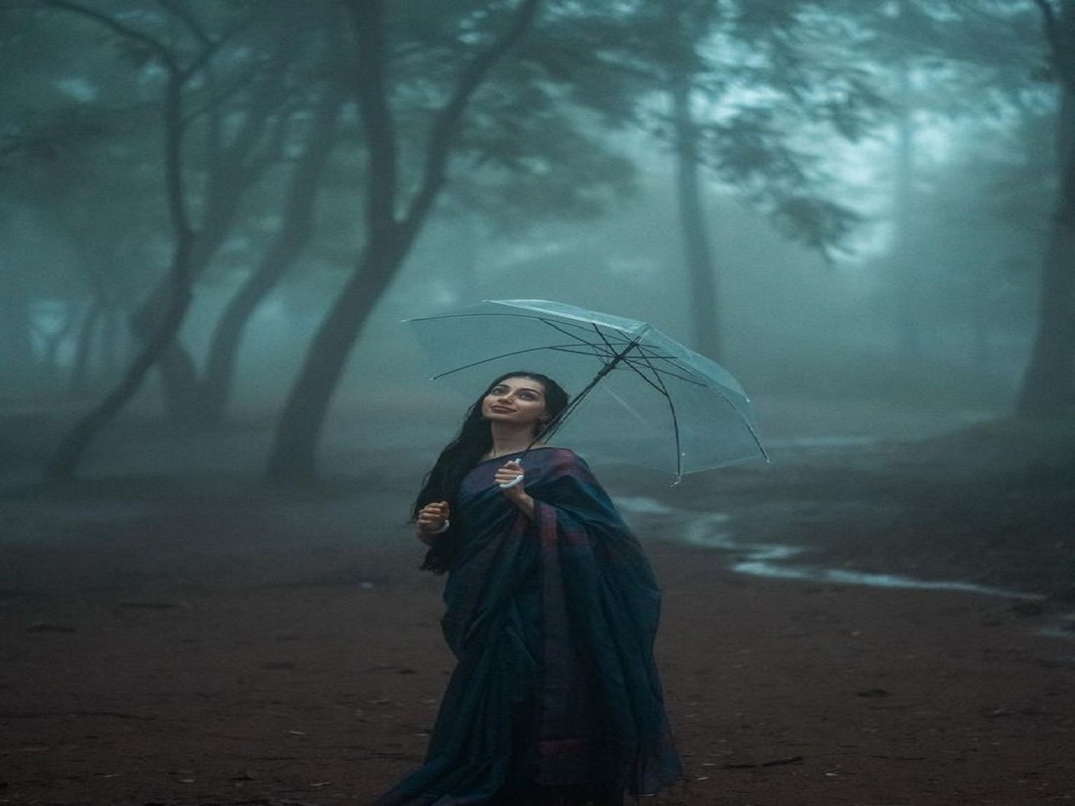 Rainy Day Outfit Ideas: बरसात के दिन के लिए आउटफिट आइडियाज, जानिए उनके नाम - Photo Gallery