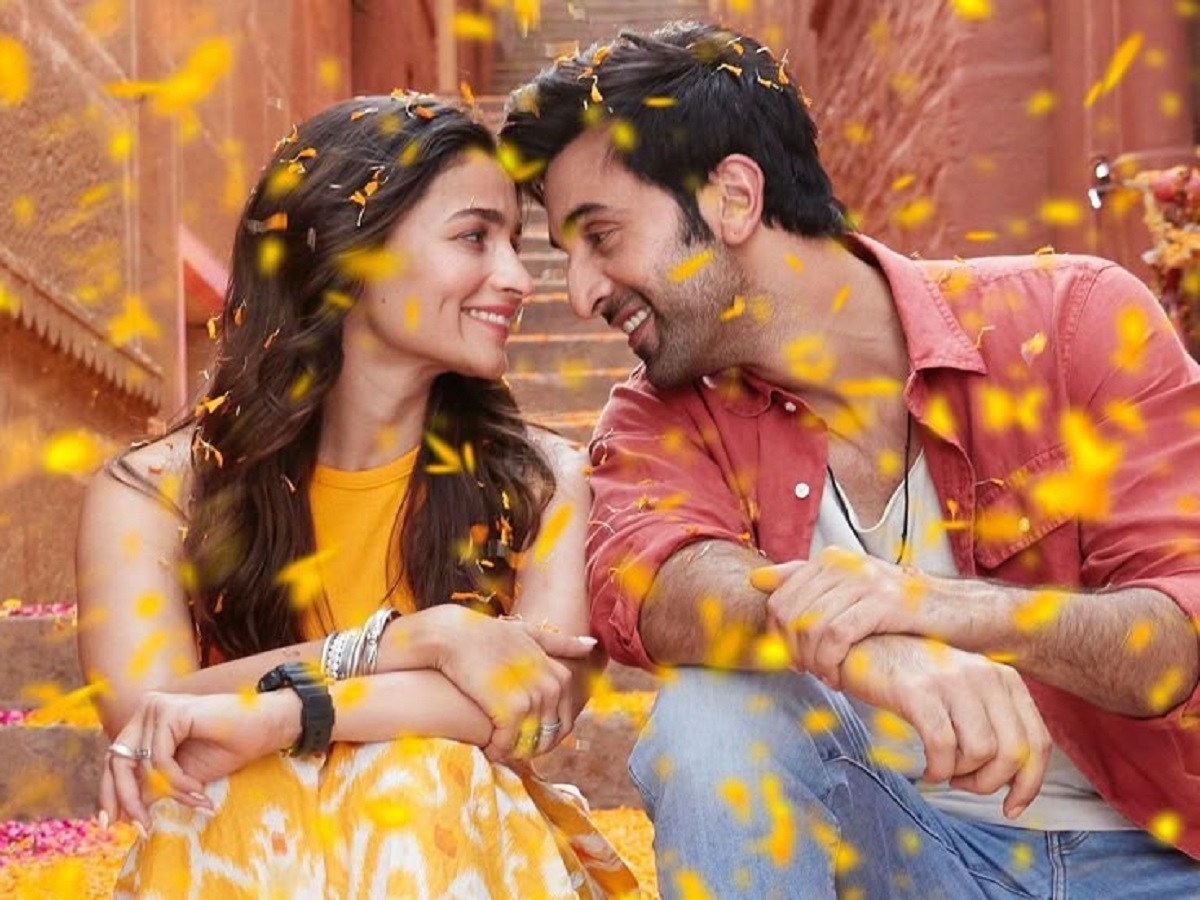 7 Most Best And Popular Songs Of 2024:2024 के 7 सबसे बेहतरीन और लोकप्रिय गाने - Photo Gallery