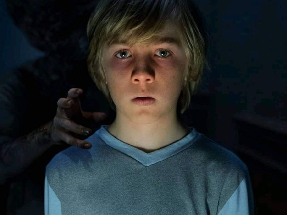 क्या आपको भी पसंद है हॉरर मूवी, तो जरूर देखे नेटफलिक्स की ये फिल्मे - Photo Gallery