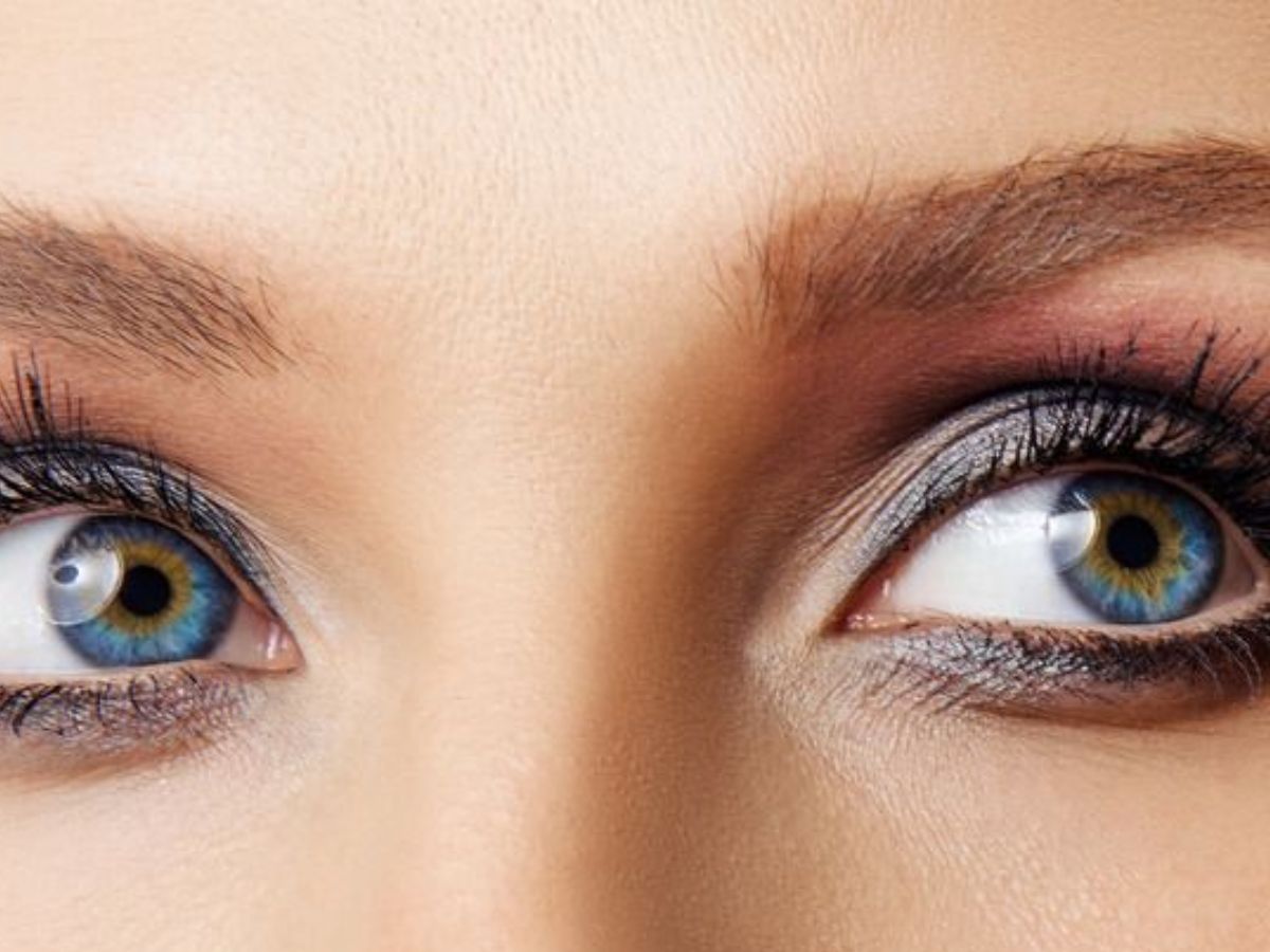 Signs That You Don’t Get Enough Sleep: समय से नींद पूरी नहीं हो पाने से आपको भी हो सकते हैं आंखों के नीचे काले घेरे - Photo Gallery