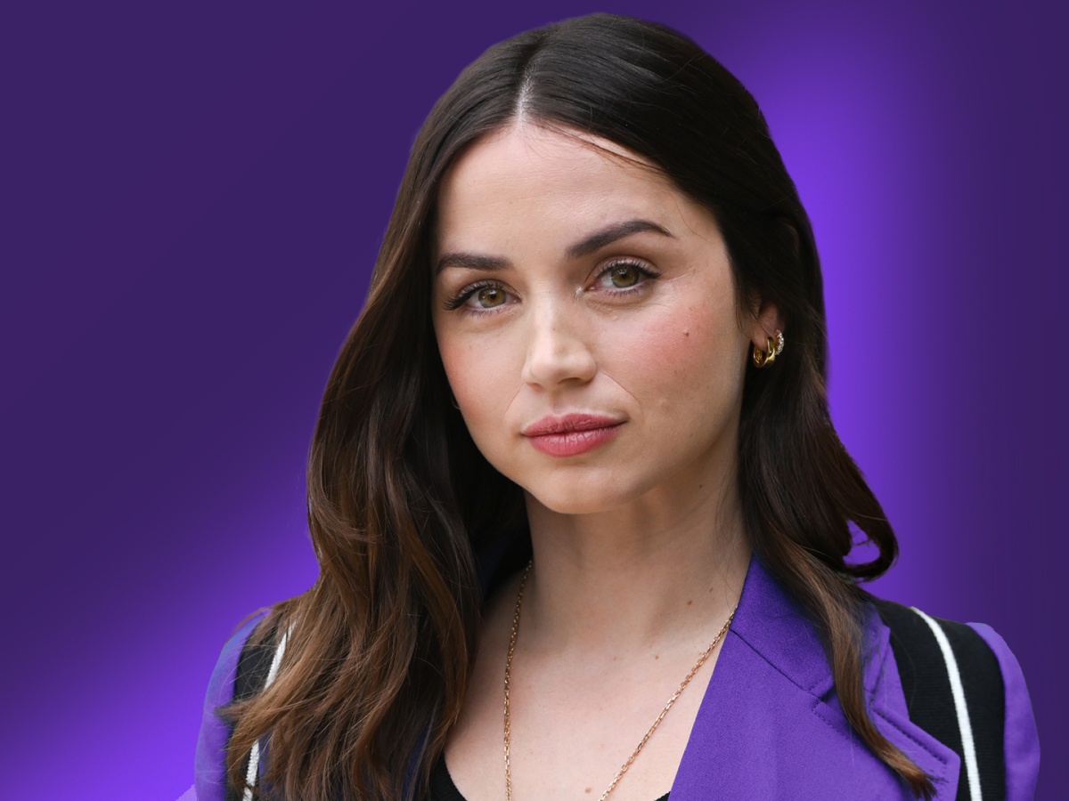 एना डी अरमास स्लीज़ी सेक्सी हॉट तस्वीरें लुभावनी खूबसूरत तस्वीरें लगती हैं - Photo Gallery