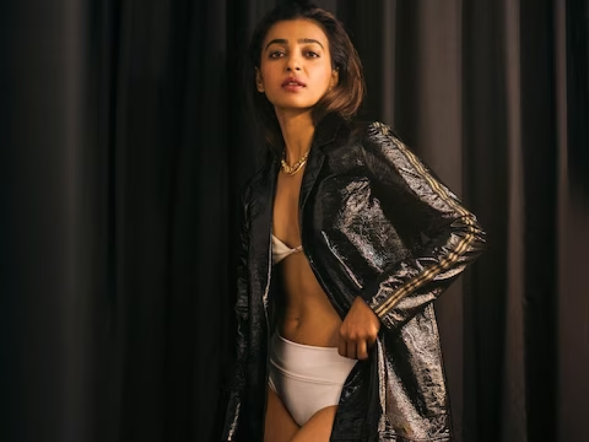 राधिका आप्टे की सेक्सी हॉट तस्वीरें राधिका आप्टे ने अपने बोल्ड हॉट और सेक्सी फोटोशूट से दिया दमदार बयान - Photo Gallery