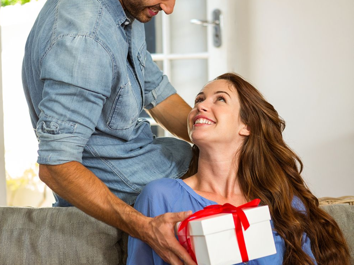 आपको भी बनाना है अपना रिश्ता मजबूत, जानिए खुशहाल कपल की ये कुछ खास आदतें - Photo Gallery