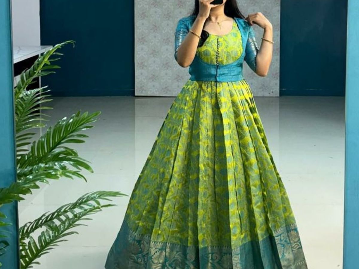 पुरानी साड़ी से बनाएं सुंदर गाउन, करें इन टिप्स को फॉलो - Photo Gallery