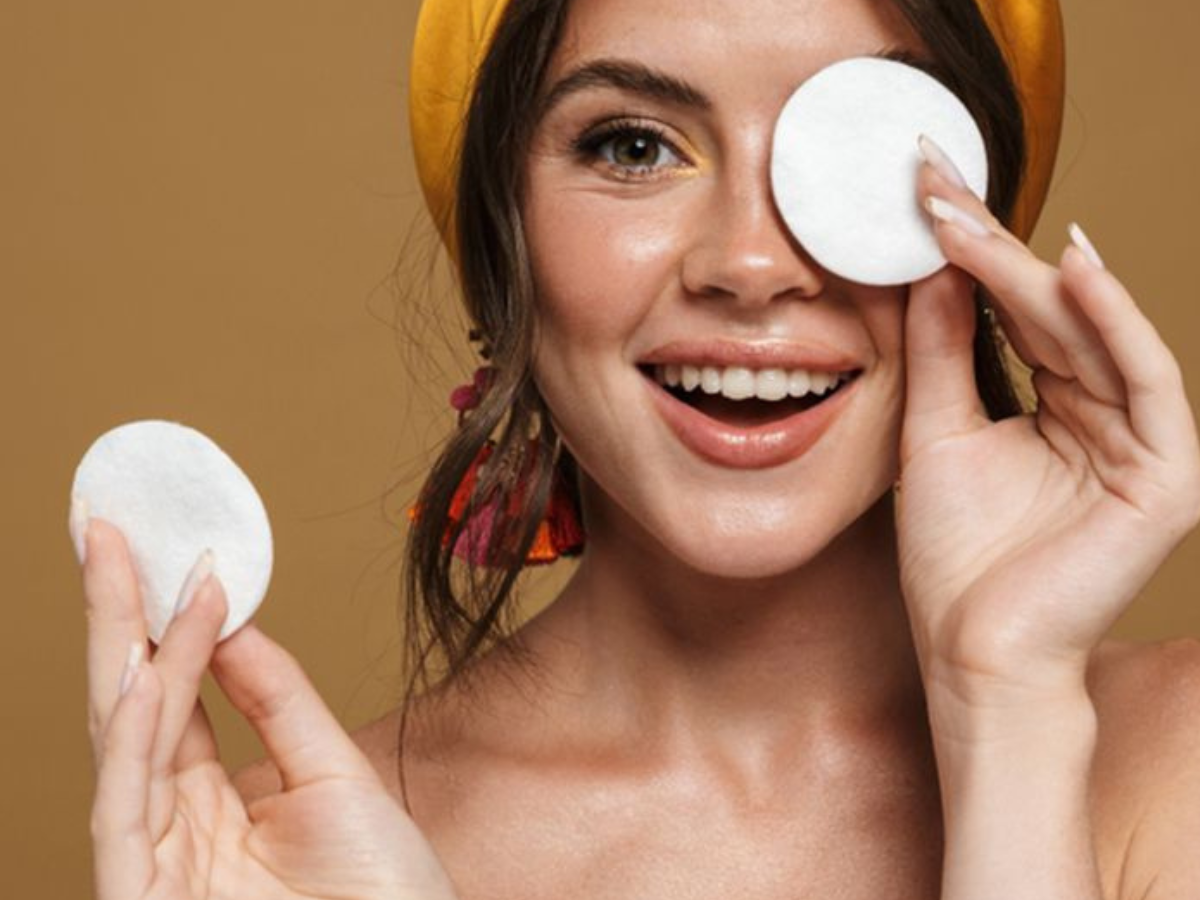 Benefits Of Coconut Oil: अगर आप भी है झुर्रियां से परेशान है तो अपनी त्वचा पर नारियल का तेल लगाए और प्राकृतिक  गलो  पाए - Photo Gallery