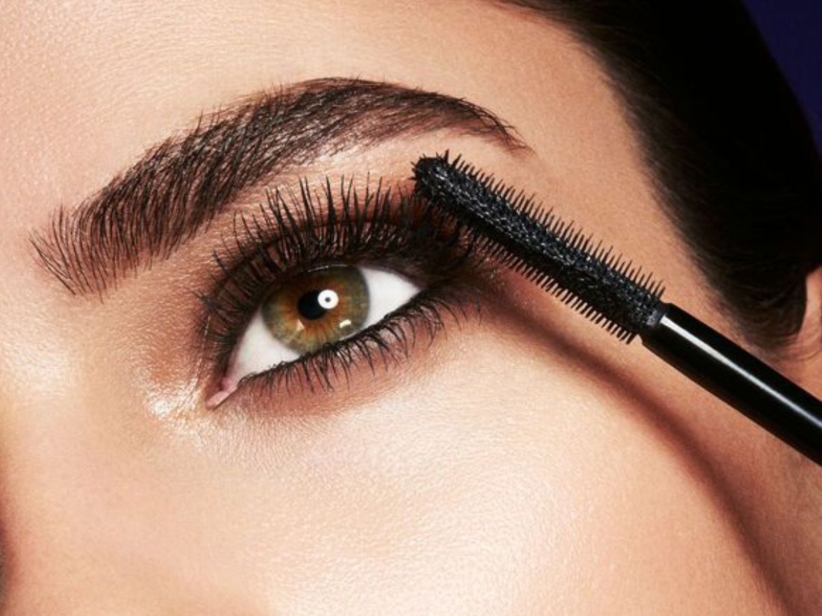 फर्स्ट डेट पर दिखे खूबसूरत, इन कुछ टिप्स से लगाएं अपनी सुंदरता में चार चाँद - Photo Gallery