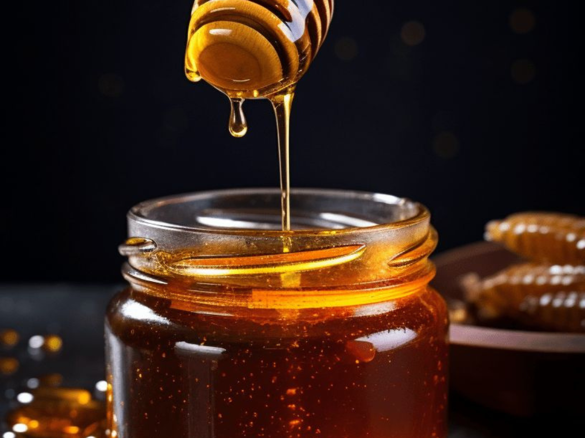 Never Refrigerate These Food Items:  अगर आप खाने की इन चीजो को रखते है फ्रिज मे तो हो जाइये सावधन, नहीं तो उसकी वजह से आपके शरीर को भी हो सकता है नुकसान - Photo Gallery