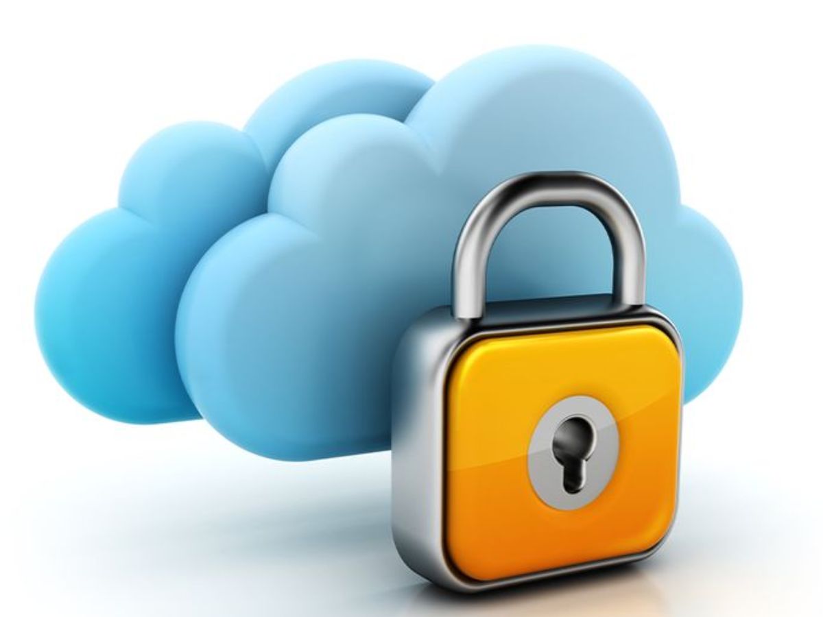 PAN Safety First: अपने पैन कार्ड को रखें कुछ इन आसान टिप्स से सुरक्षित - Photo Gallery