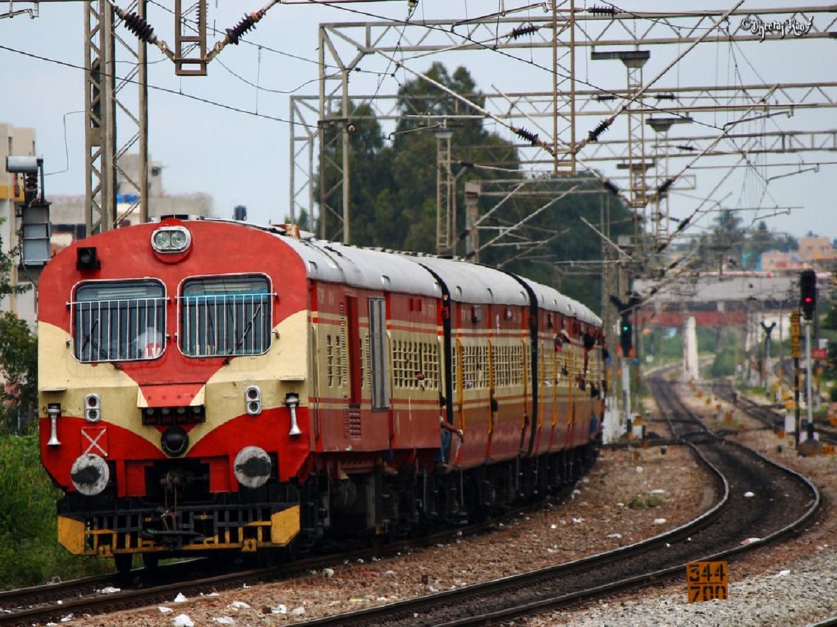 India’s latest train stations: इन 7 रेलवे स्टेशनों के बिना अधूरी है भारत की रेल यात्रा - Photo Gallery